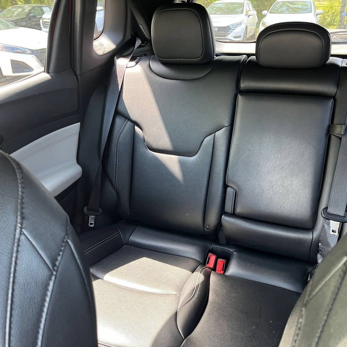 Used 2025 Jeep Compass Limited AWD/4WD image 39