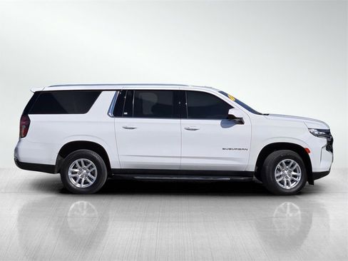 Used 2023 Chevrolet Suburban LS image 3