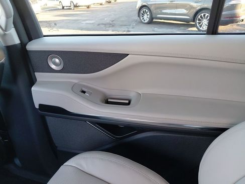 New 2025 Lincoln Navigator Reserve image 42