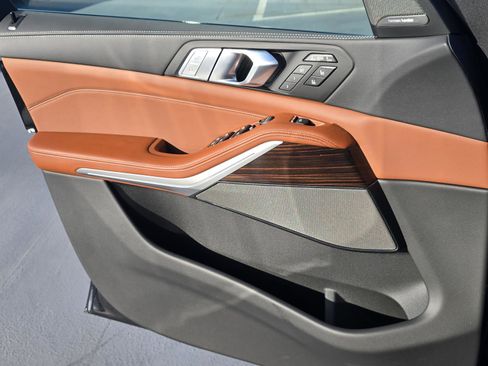 New 2026 BMW X7 xDrive40i w/ Executive Package image 16