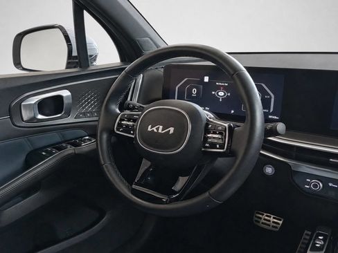 Certified 2025 Kia Sorento SX Prestige AWD/4WD image 34