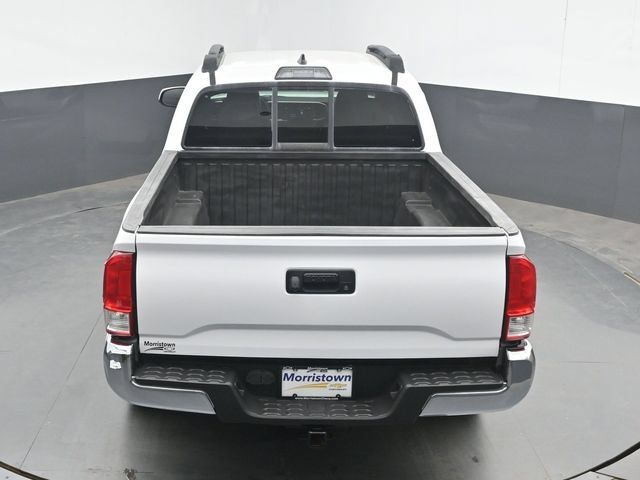 Used 2017 Toyota Tacoma SR5 w/ Tow Package AWD/4WD image 37