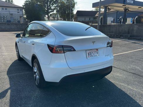 Used 2021 Tesla Model Y Long Range AWD/4WD image 4