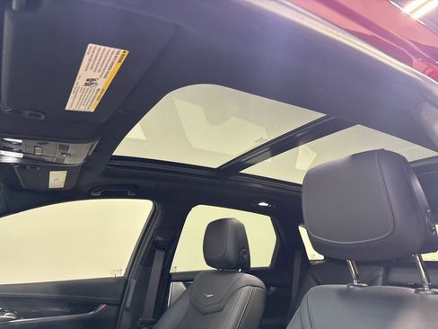Used 2022 Cadillac XT5 Premium Luxury FWD image 33