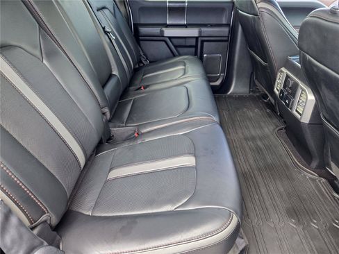Used 2019 Ford F150 Platinum w/ Equipment Group 701A Luxury AWD/4WD image 30