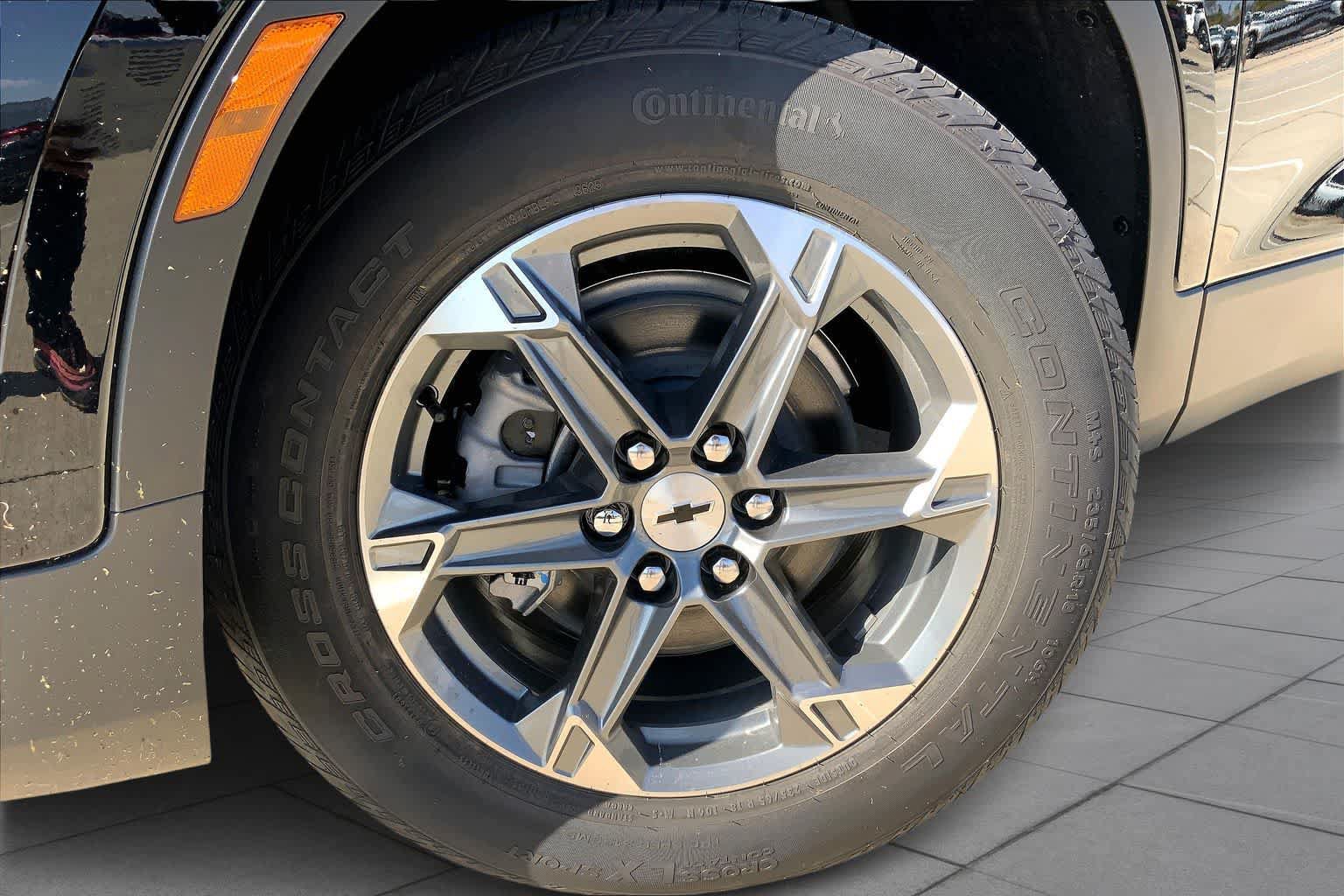 New 2026 Chevrolet Blazer LT w/ Convenience Package FWD image 12
