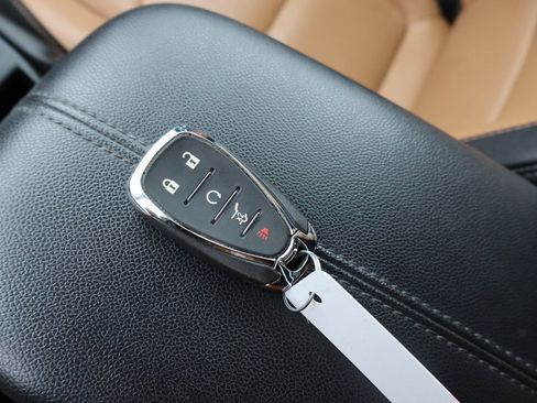 Used 2020 Chevrolet Equinox Premier image 21