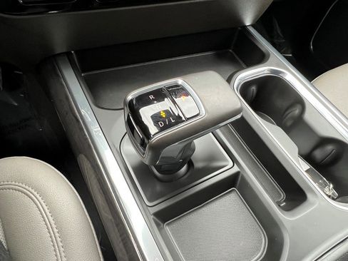 Used 2023 Chevrolet Silverado 1500 LTZ image 50