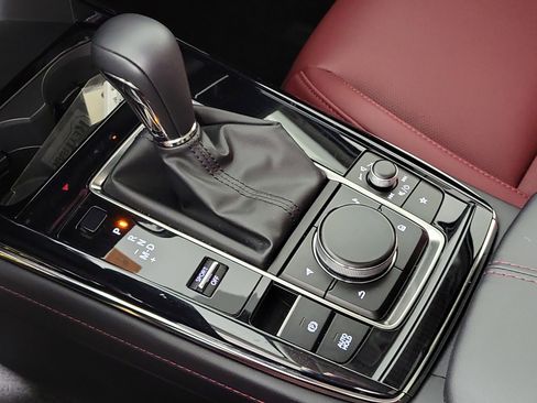 Certified 2025 MAZDA CX-30 AWD 2.5 S w/ Preferred Package image 24