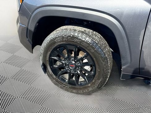 Used 2025 Toyota Tundra SR5 w/ SR5 Premium Package AWD/4WD image 34