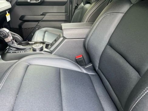 New 2025 Ford Bronco Badlands image 22