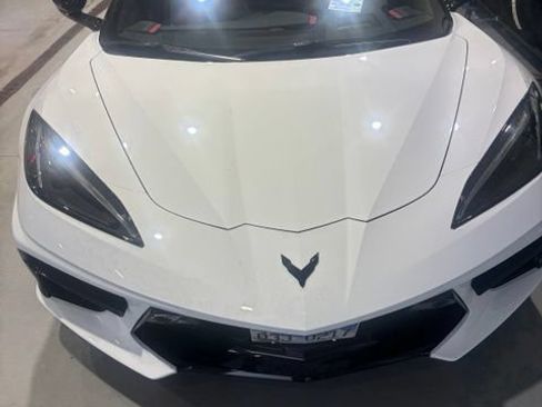 Used 2025 Chevrolet Corvette Stingray Preferred Conv w/ Stealth Interior Trim Package RWD image 2