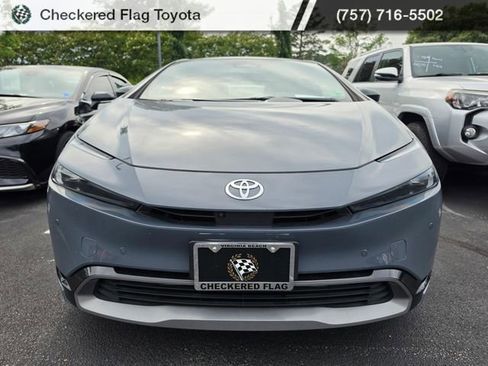 Used 2023 Toyota Prius Limited w/ Limited Premium Package AWD/4WD image 2