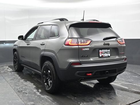 Used 2023 Jeep Cherokee Trailhawk w/ Trailer Tow Group image 9