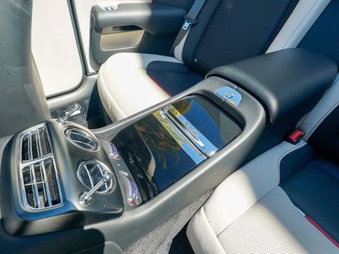 Used 2018 Rolls-Royce Dawn image 74