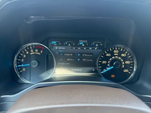 Used 2015 Ford F150 King Ranch w/ Equipment Group 601A Luxury AWD/4WD image 17