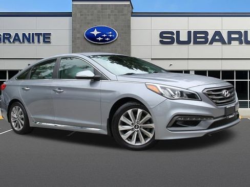 Used 2015 Hyundai Sonata Sport w/ Option Group 04 FWD image 3