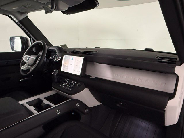 Certified 2025 Land Rover Defender 110 S AWD/4WD image 14