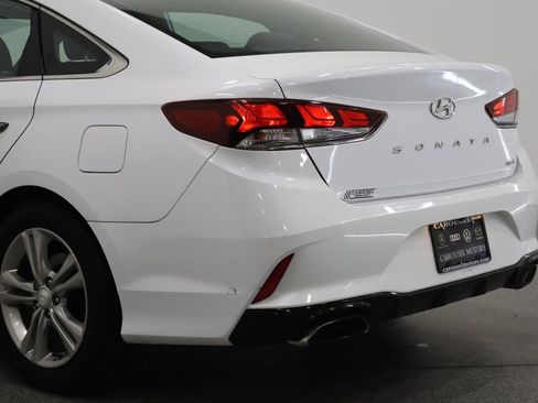 Used 2018 Hyundai Sonata Sport image 10