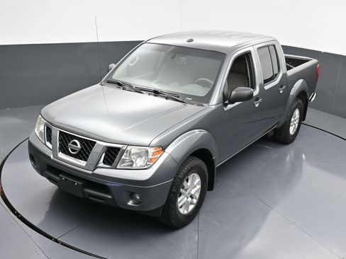 Used 2017 Nissan Frontier SV w/ SV Value Truck Package image 30