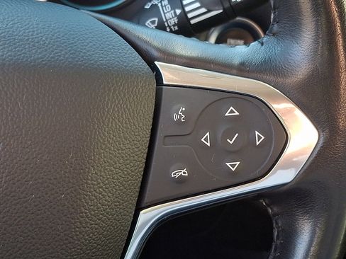 Used 2020 Chevrolet Traverse LT w/ LT Premium Package image 21