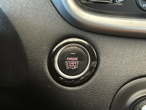 Used 2019 Kia Sorento SX image 24