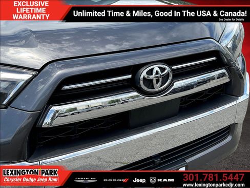 Used 2023 Toyota 4Runner Limited AWD/4WD image 32