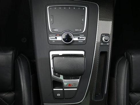 Used 2020 Audi SQ5 Premium Plus w/ Premium Plus Package AWD/4WD image 17