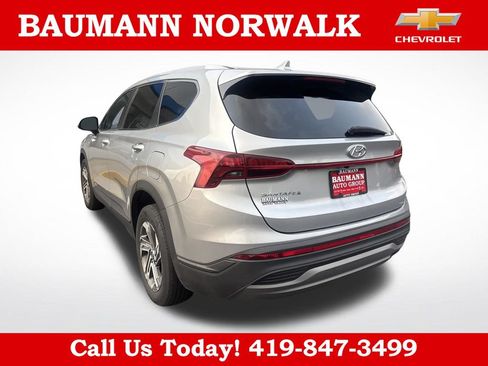 Used 2023 Hyundai Santa Fe SE FWD image 6