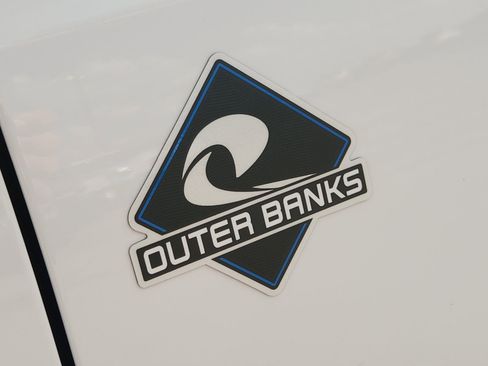 New 2025 Ford Bronco Outer Banks image 10