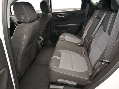 Used 2024 Chevrolet Blazer LT image 32