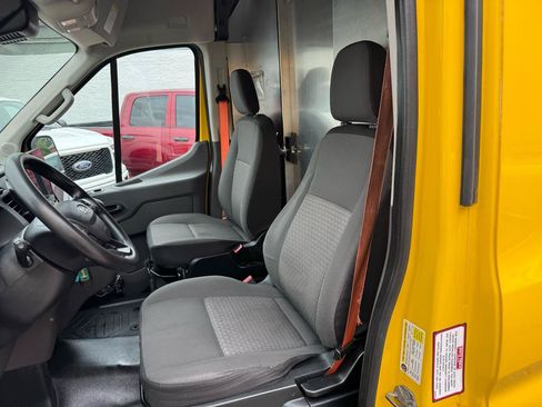 Used 2022 Ford Transit 250 148 High Roof Extended w/ Parcel Delivery Package RWD image 11