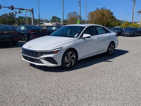 New 2026 Hyundai Elantra Limited w/ Cargo Package image 2