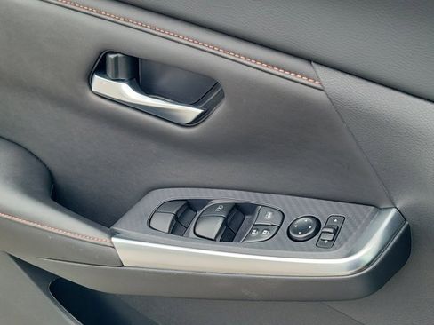 Used 2024 Nissan Sentra SR w/ SR Premium Package image 20