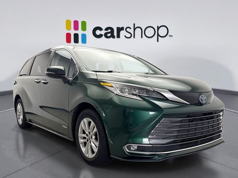 Used 2021 Toyota Sienna Limited AWD/4WD image 7