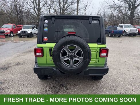 Used 2019 Jeep Wrangler Unlimited Sport S image 3