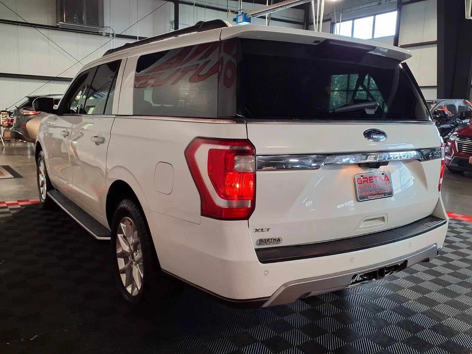 Used 2021 Ford Expedition Max XLT AWD/4WD image 5