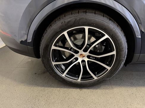New 2026 Porsche Cayenne E-Hybrid image 12