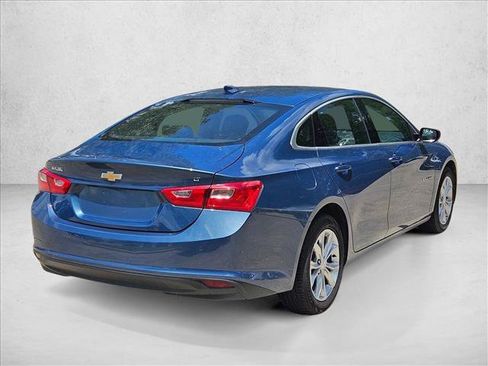 Used 2025 Chevrolet Malibu LT FWD image 5