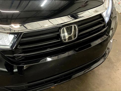 Used 2023 Honda Odyssey Touring image 34