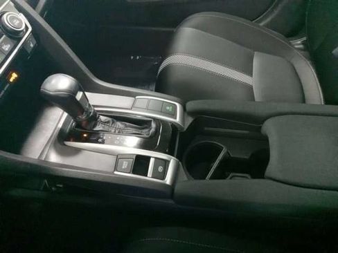 Used 2020 Honda Civic EX image 32