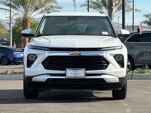 Used 2024 Chevrolet TrailBlazer LT w/ Convenience Package image 9