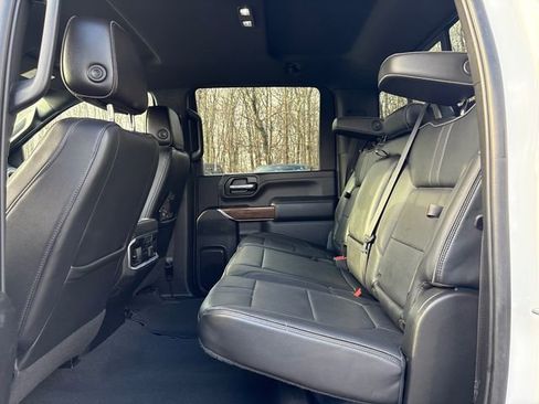Used 2023 Chevrolet Silverado 2500 High Country image 15