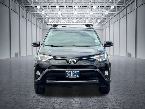 Used 2016 Toyota RAV4 XLE FWD image 9