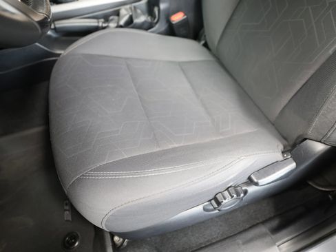 Used 2019 Toyota Tacoma TRD Off-Road w/ Technology Package image 22