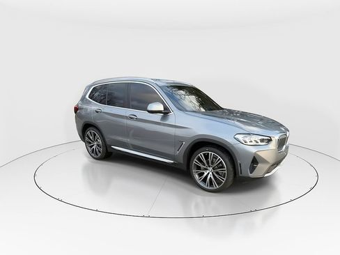 Used 2024 BMW X3 xDrive30i w/ Convenience Package w/ZPA image 3