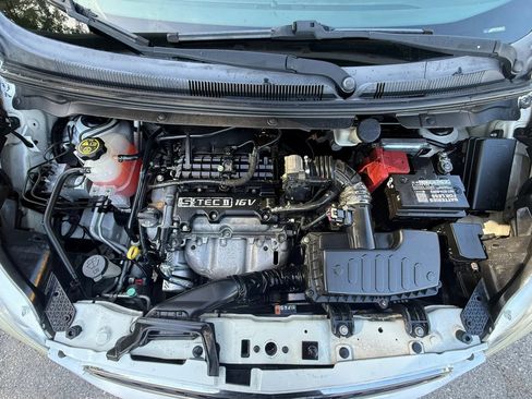 Used 2015 Chevrolet Spark LT FWD image 17