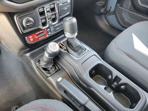 New 2026 Jeep Wrangler Unlimited Rubicon w/ Safety Group image 14