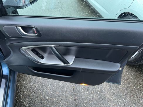 Used 2005 Subaru Legacy 2.5GT Limited image 27