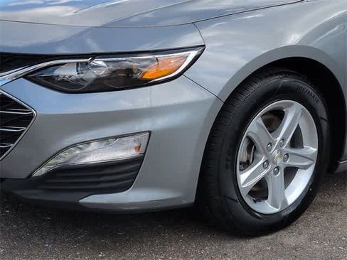 Used 2023 Chevrolet Malibu LT image 11